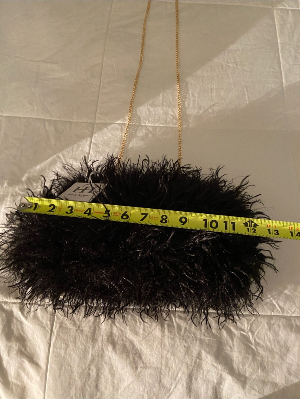 🖤Haute Hippie Black Feathered ~Faux Fur Crossbody Bag with Gold Chain🖤 - Picture 7 of 12